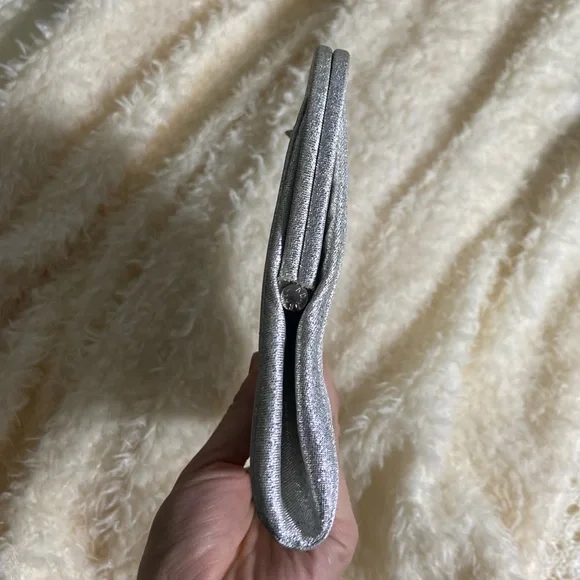 Vintage silver metallic clutch handbag mini bag - Picture 4 of 7